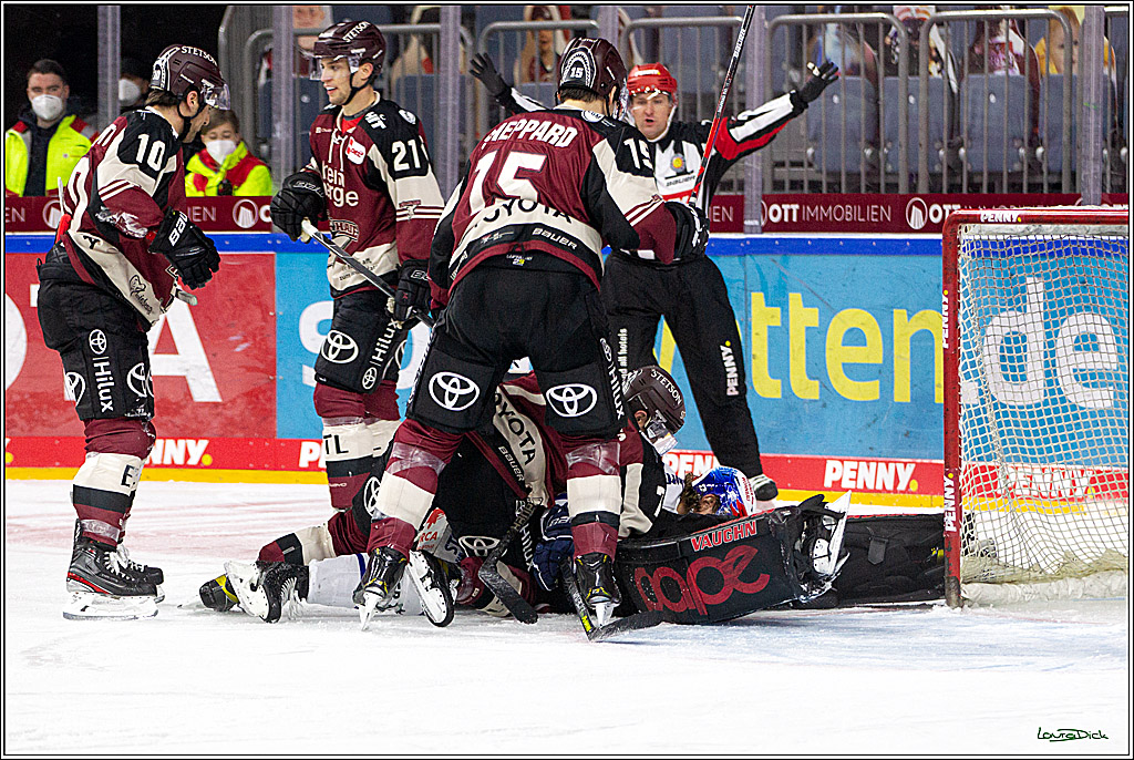 PENNY DEL;  Koelner Haie - Schwenninger Wild Wings; Koeln, 21.03.2021